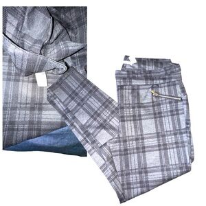 Maurices Gray Plaid Ankle Pants